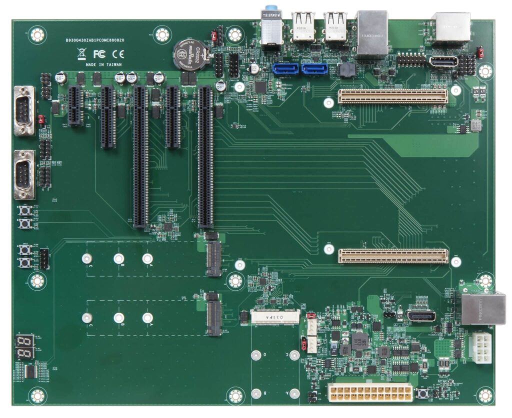 PCOM-C880